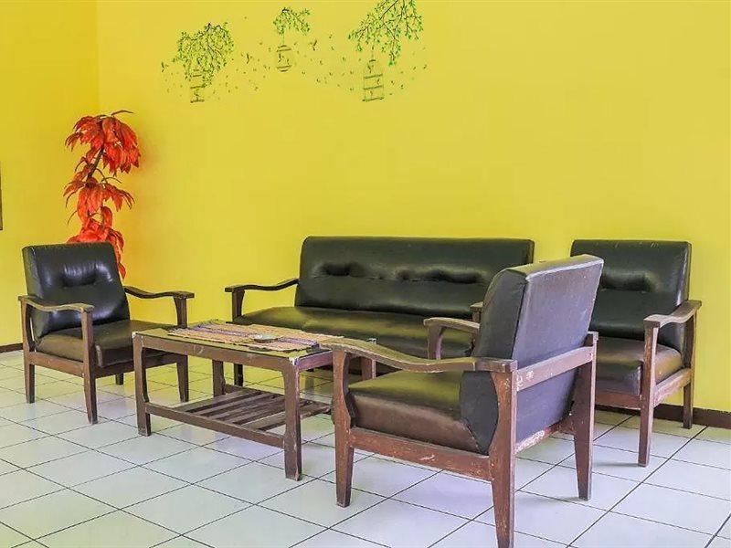 Oyo Life 1708 Hotel Budi Famili 1 Syariah Ciamis Esterno foto