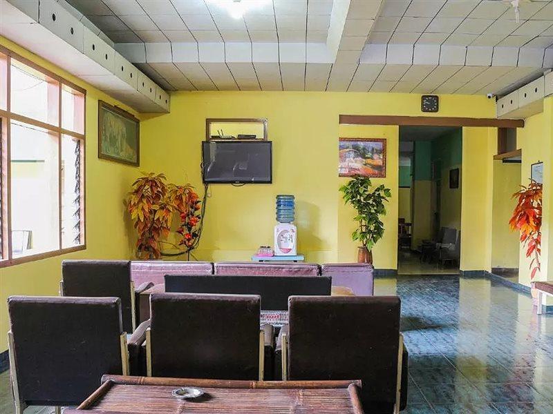 Oyo Life 1708 Hotel Budi Famili 1 Syariah Ciamis Esterno foto