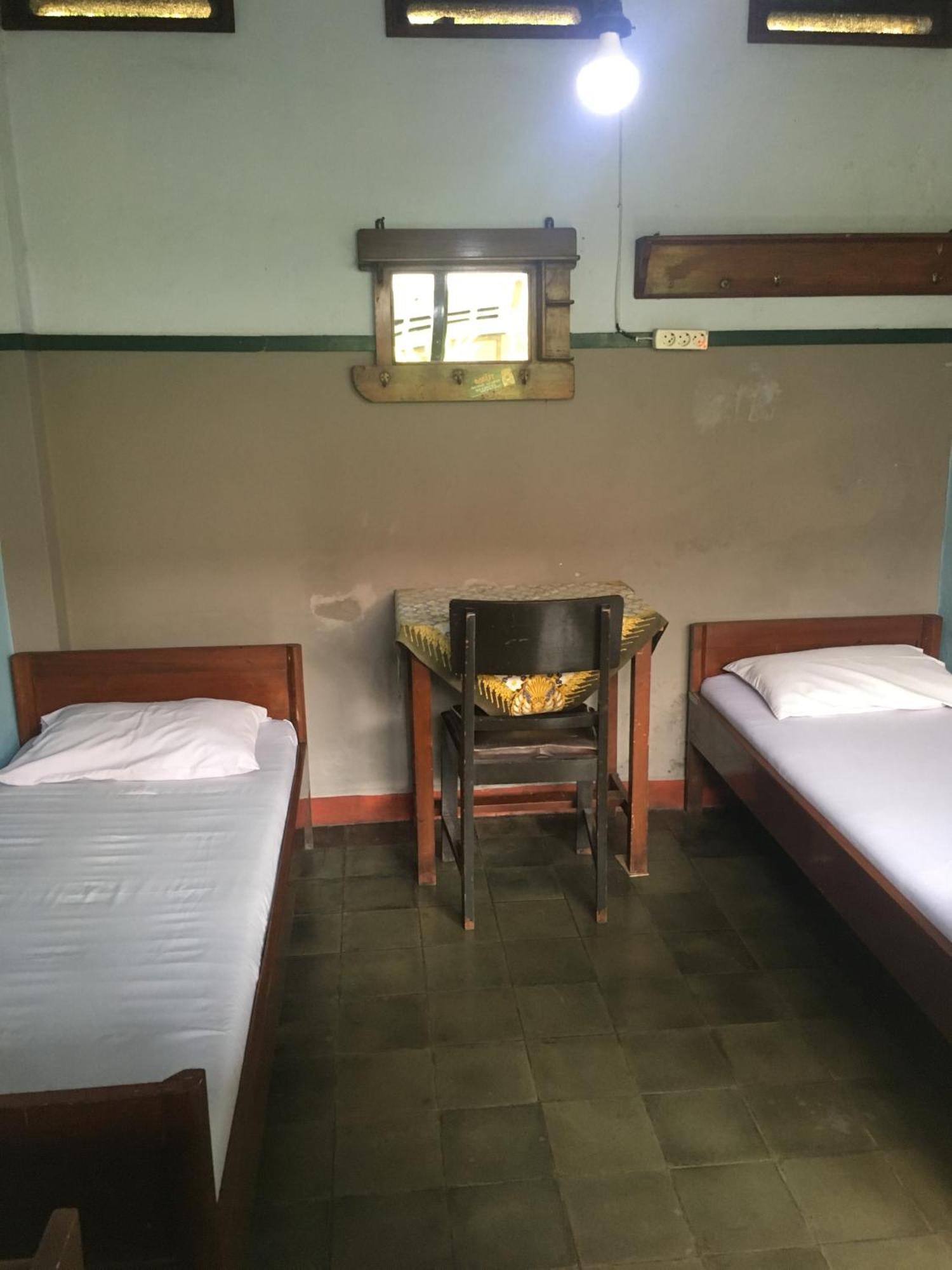 Oyo Life 1708 Hotel Budi Famili 1 Syariah Ciamis Esterno foto