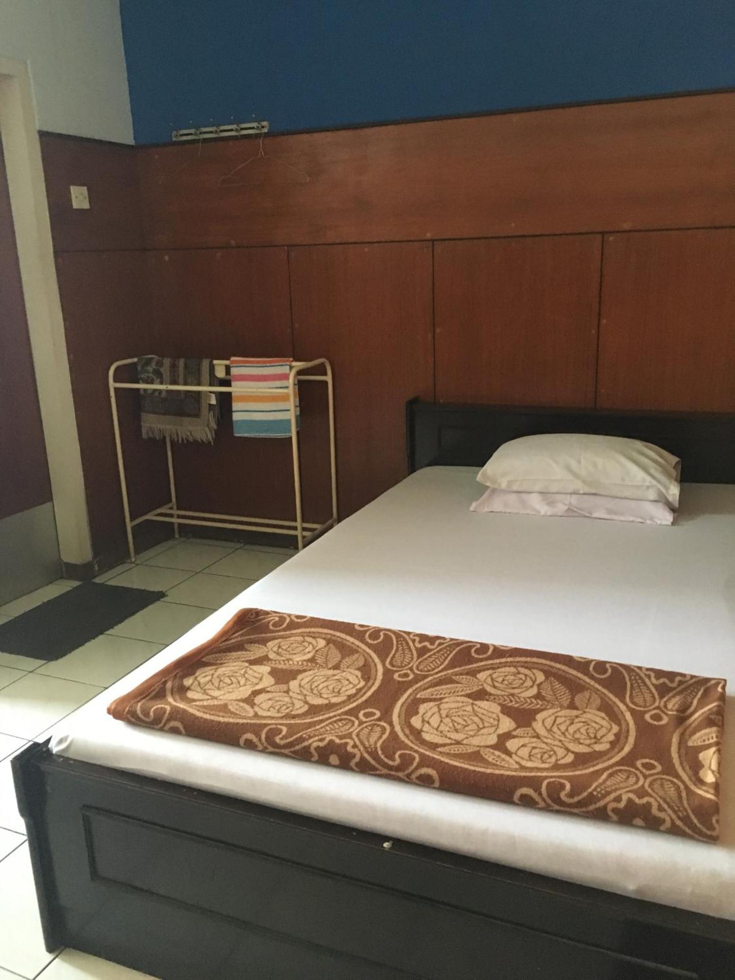 Oyo Life 1708 Hotel Budi Famili 1 Syariah Ciamis Esterno foto