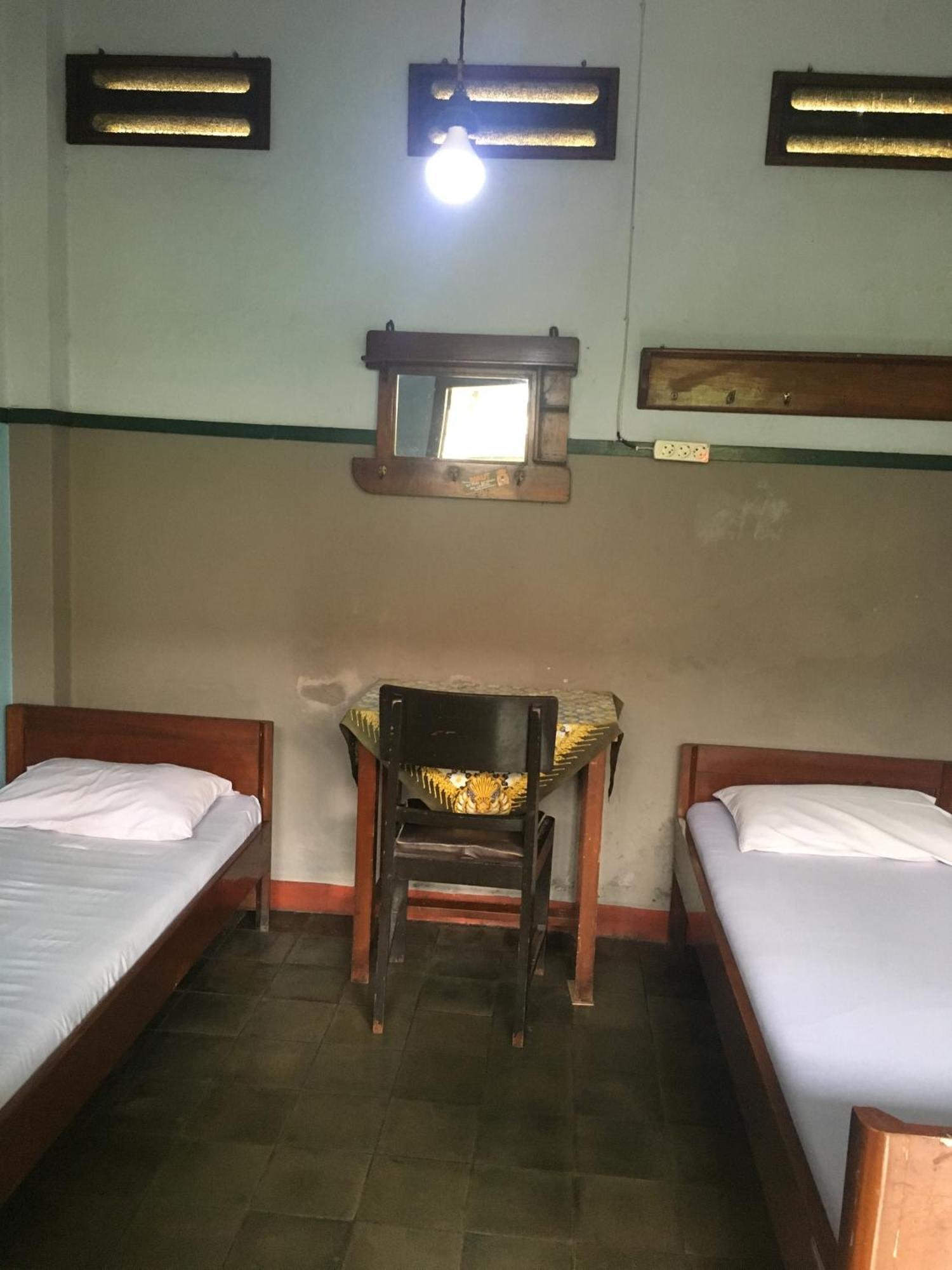 Oyo Life 1708 Hotel Budi Famili 1 Syariah Ciamis Esterno foto